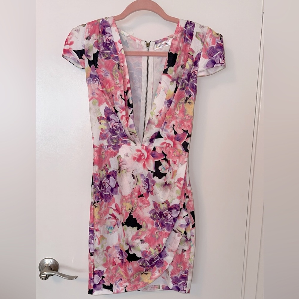 Fitted floral mini from WHO I AM, AUS size 6, US 0-2